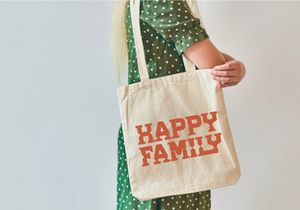 Holly Grace - Quirky Display Font