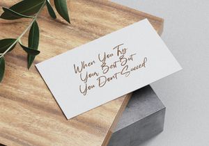 Marthina - Handwritten Font