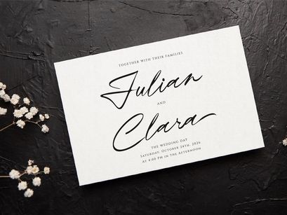 Theyladia | Handwritten Script