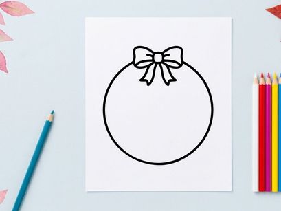 Aro elegante minimalista em fundo branco. Acessório de joalheria simples em prata para projetos de moda e design.