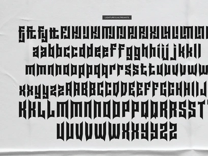 Core Raptor | Display Gothic Font