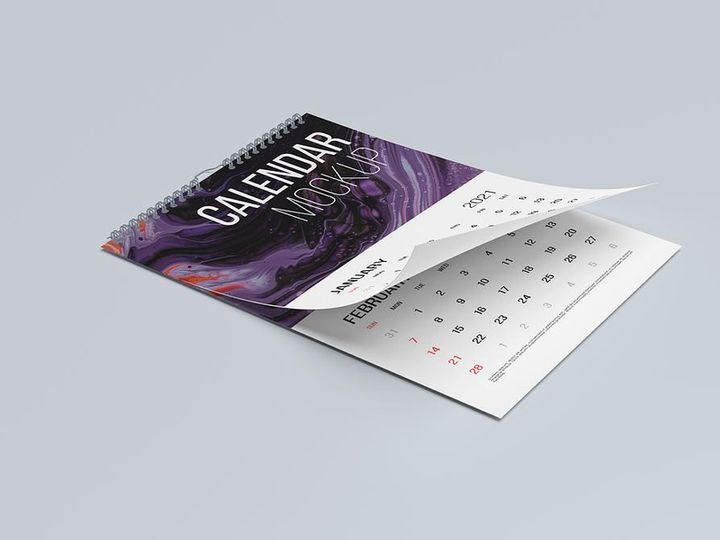 Free Calendar Mockup