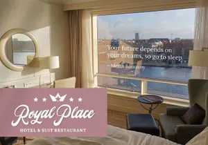 Mady Risaw - Modern Script Font