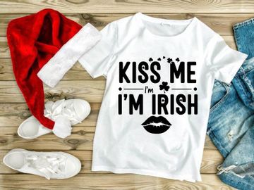Kiss Me I'm Irish Lips preview picture