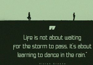 Amora - Display Font