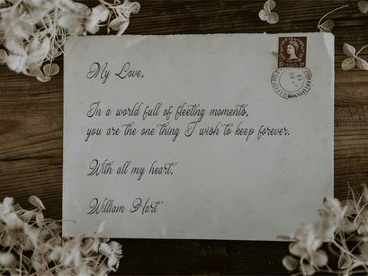 Hauliot Roisy | Handwritten Romantic Font