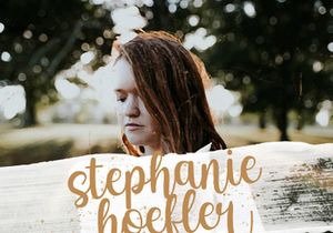 Betharia Classy - Modern Script Font