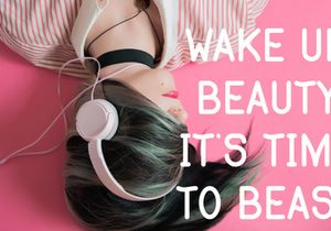 Fepita - Feminine Display Font
