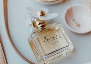 Claris Fleur | Handwritten Vintage Script