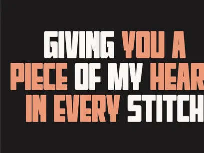 Crochets - Modern Display Font