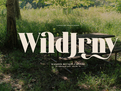 Qatro | Display Serif Font