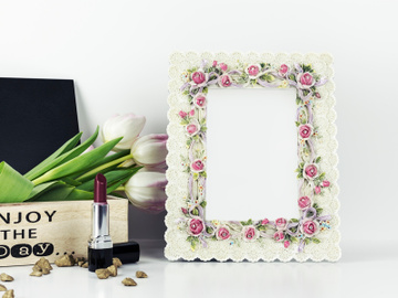 Floral Frame Mockup preview picture