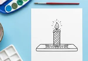 Mesa de comedor festiva vacía con decoraciones navideñas
