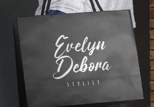Angilla Denis - Brush Script Font
