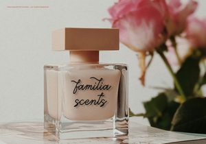 Marylona | Monoline Script font