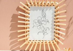 Abstract Flower Lily one line art drawing singulart aesthetic minimalist