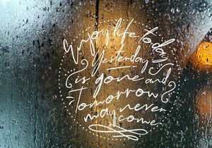 Morning Glow - Handwritten Script Font