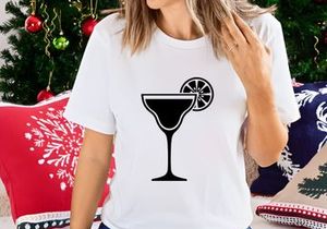 Margarita Cocktail Glass with Lime Slice