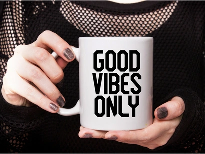 Hysteria - Condensed Sans Serif