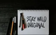 MUNEBAN – Raw Hand-Drawn Display