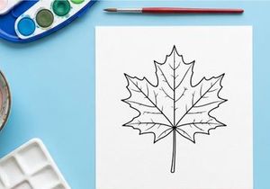 Ilustração detalhada de folha de bordo para projetos de natureza e botânica. Desenho artístico de folha para uso em design e educacional.