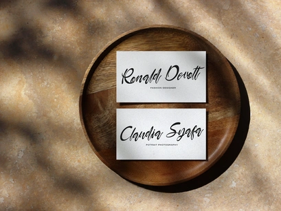 Velmaford | Casual Elegant Script