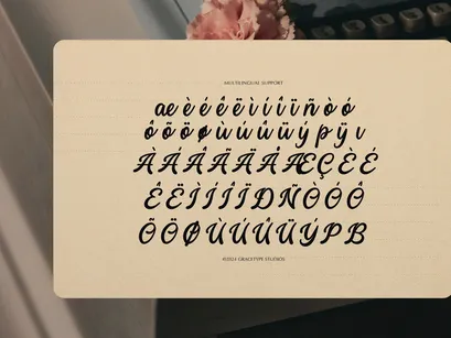 Lerafina Rumored | Casual Handwritten Font