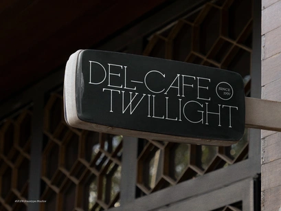 Farway Journal | Modern Serif Font