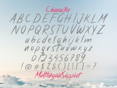Antique - Bold Script Font