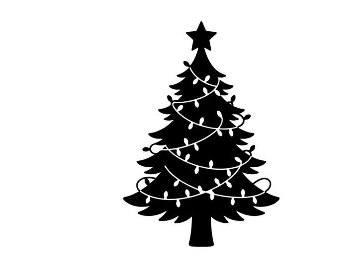 Dekorative Weihnachtsbaum mit Lichtern und Sternspitze