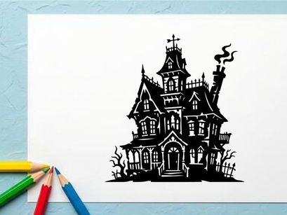 Geisterhaftes viktorianisches Haus mit Schornsteinrauch und unheimlicher Atmosphäre