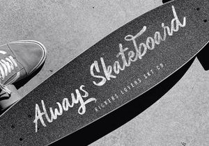 Rezojas - Bold Script Font