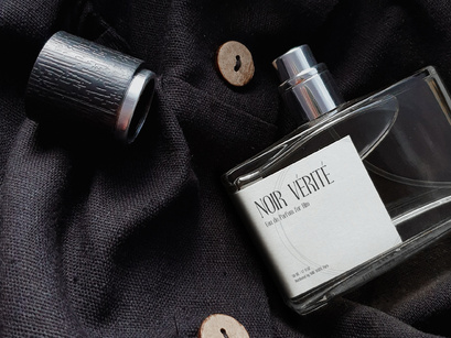 Valestra | Display Modern Serif