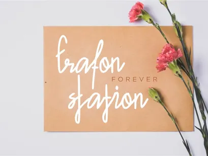 Rajuttia - Natural Handwritten Font