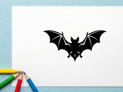 Silhouette eines Fledermaus mit ausgebreiteten Flügeln in Schwarz auf weißem Hintergrund